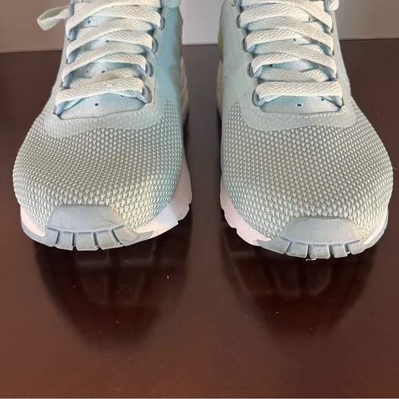 Nike Air Max Blue Green Women's Sneakers with Visible Air Cushioning - Picture 8 of 12